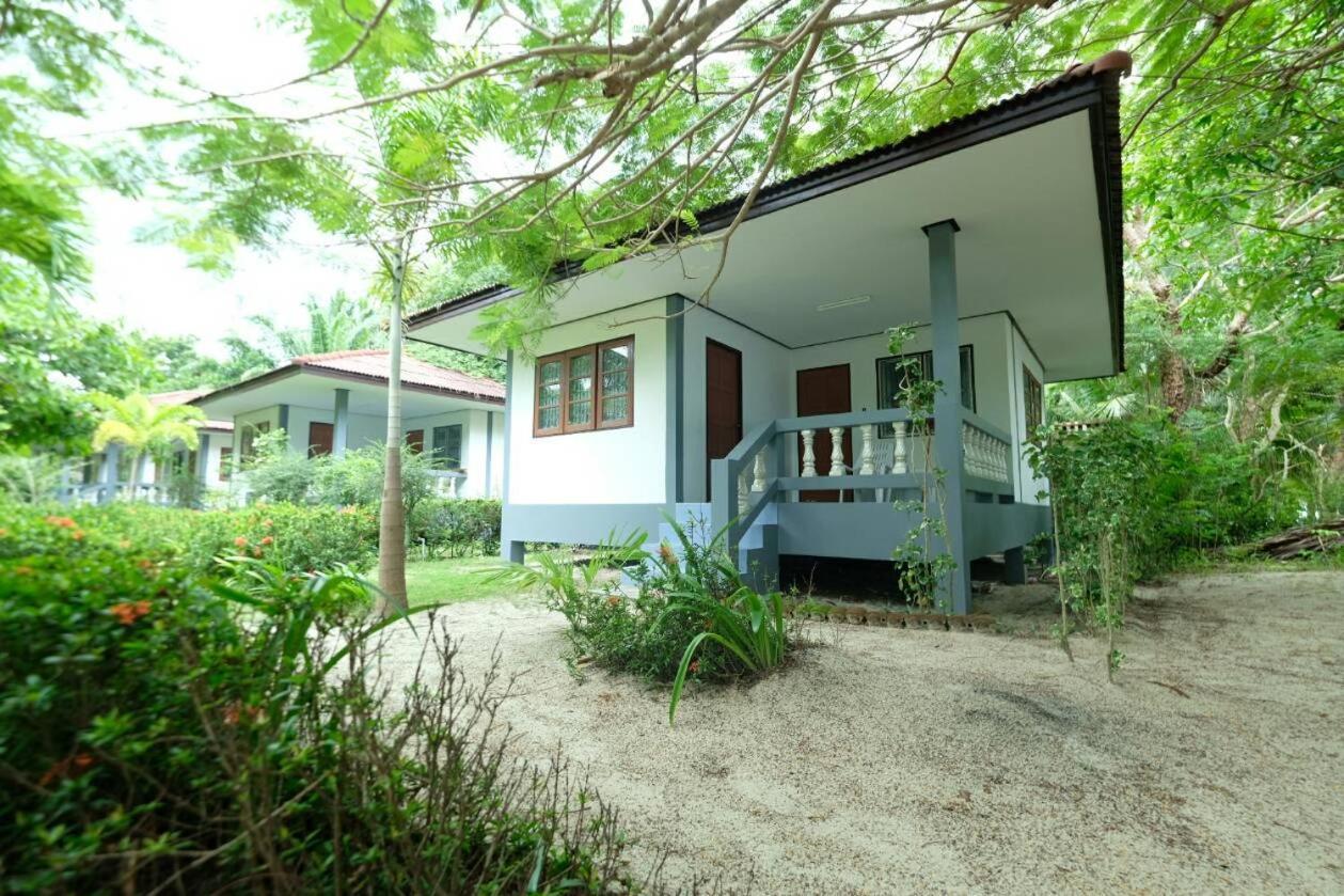 Baan Wasana Lipa Noi Exterior foto